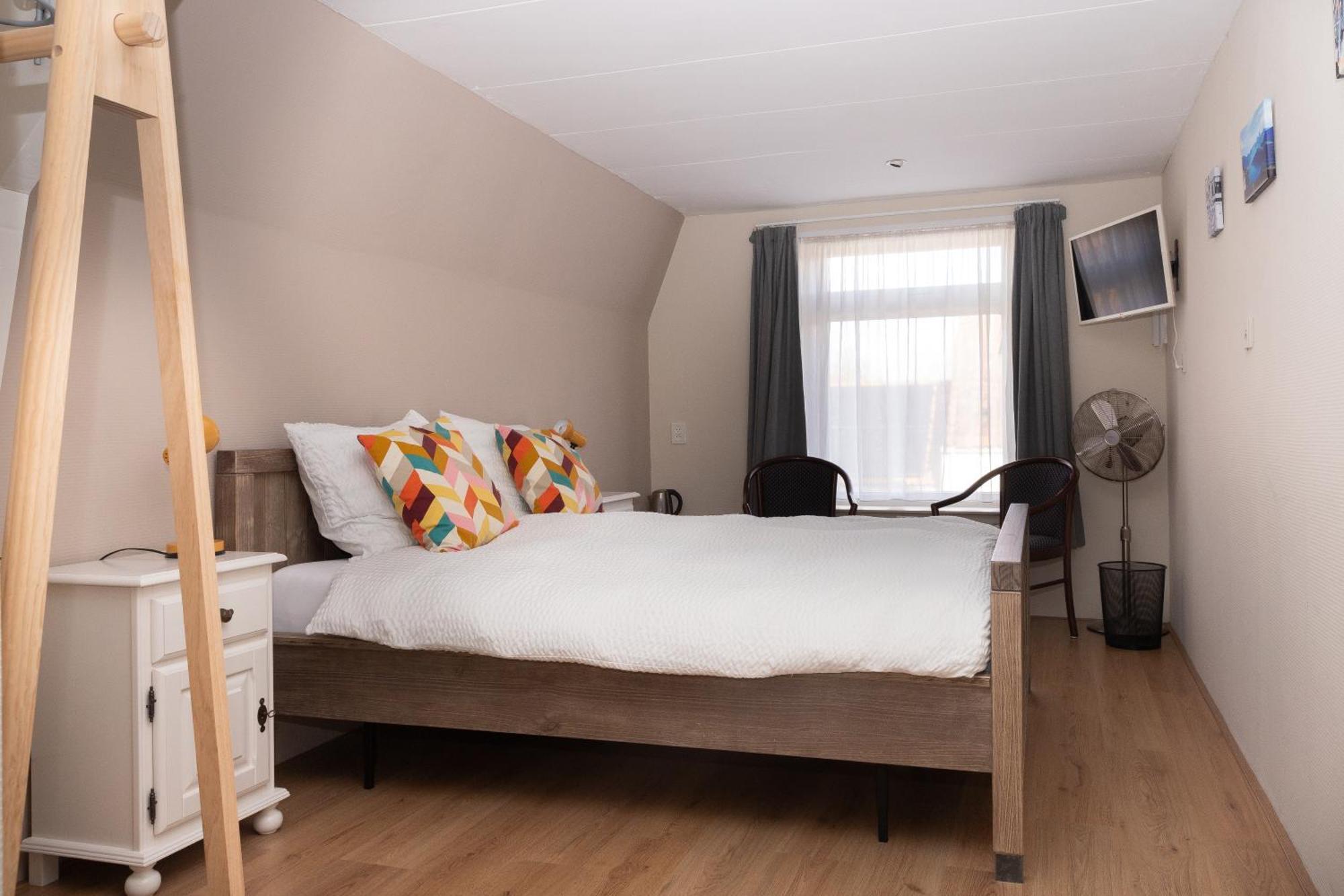 Zeeuwse Zot Bed & Breakfast Wissenkerke Luaran gambar